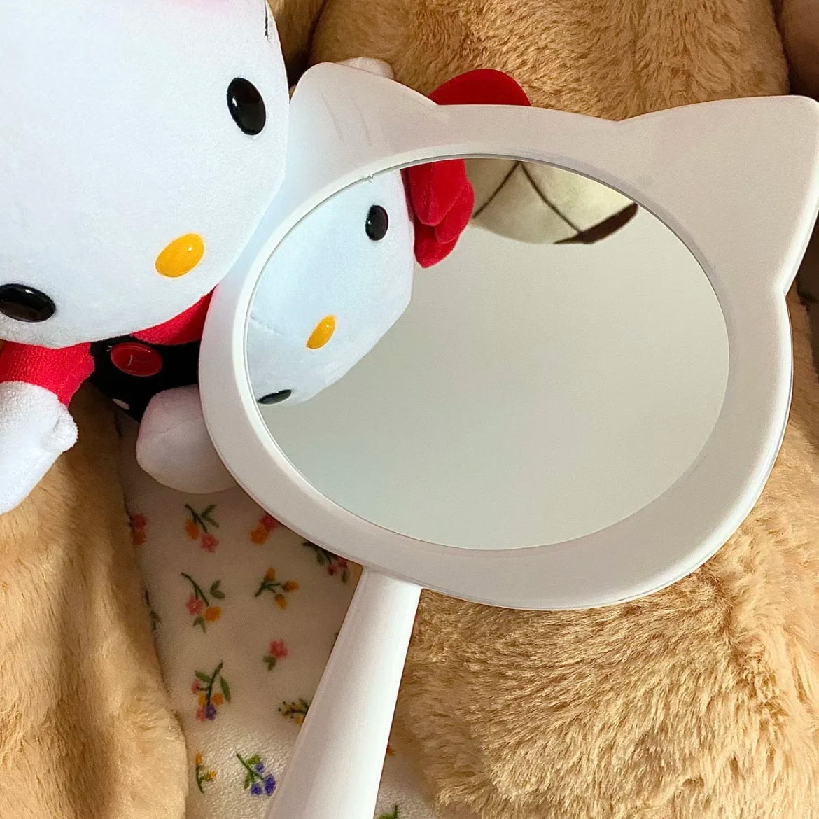 Cute Handheld Mirror