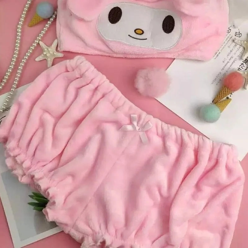 2 piece sanrio cracks set